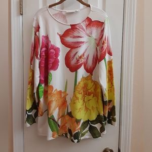 L Denim & Co Bright Tropical Floral Lightweight Sweater